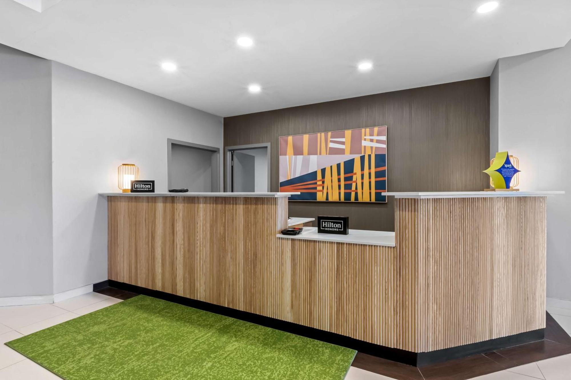 Spark By Hilton Bensalem Philadelphia Exterior foto